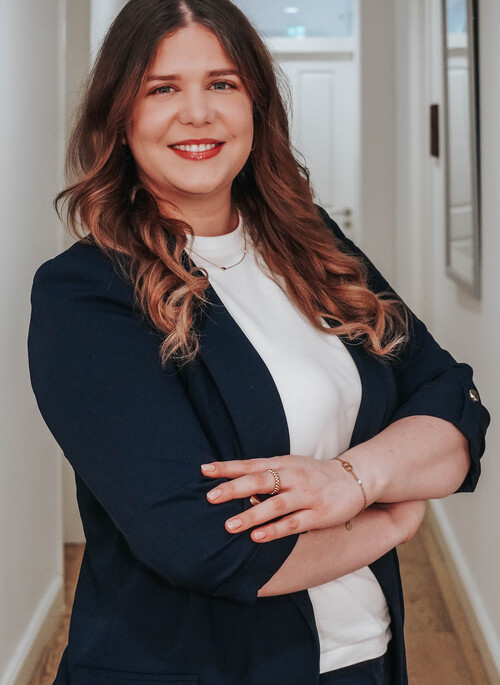 Interim Manager stehen bei uns an erster Stelle – Kontakt zu Johanna Banko, Candidate Relationship Managerin